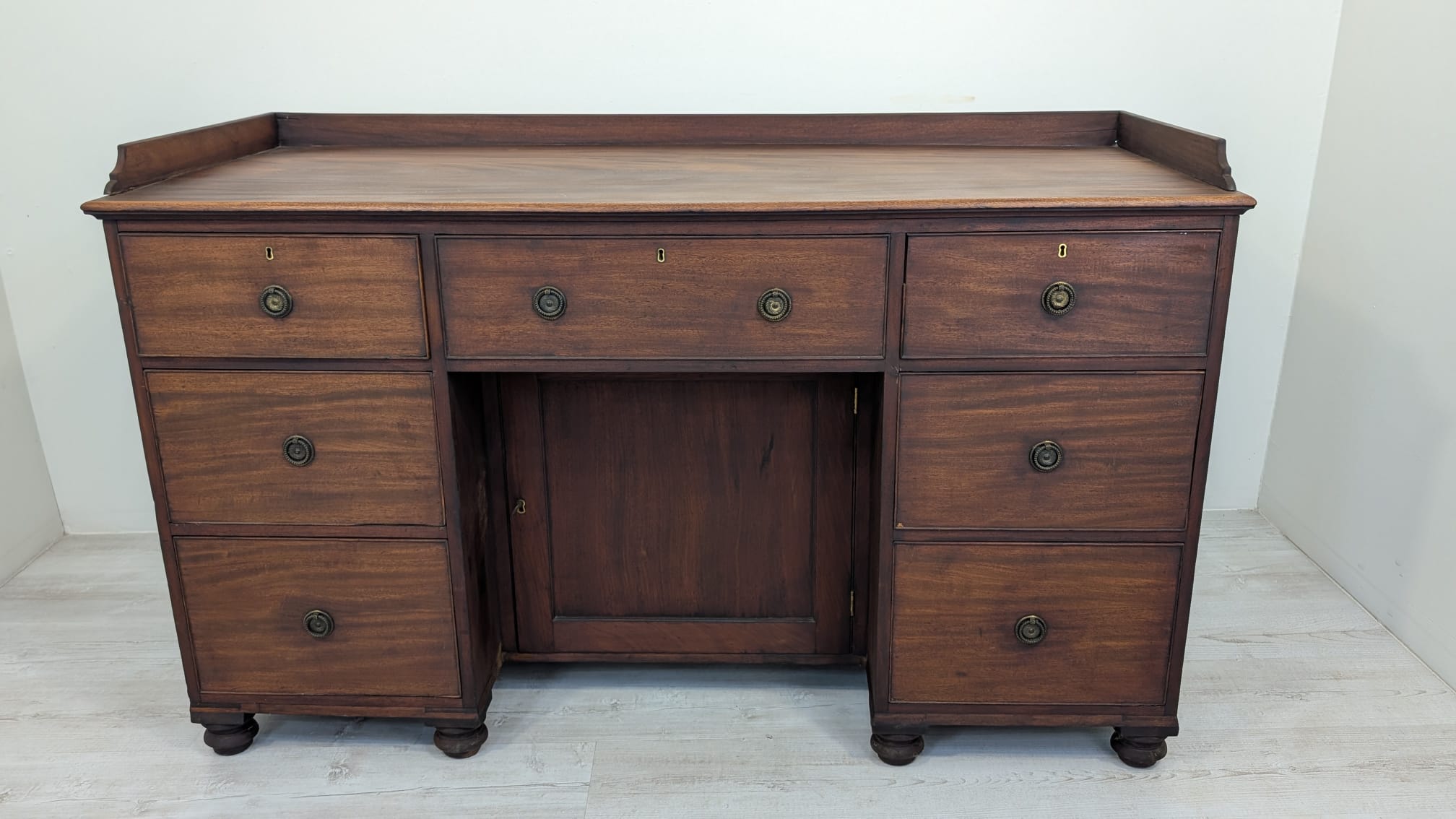 Biurko z litego drewna tekowego z XIX wieku - Image 17