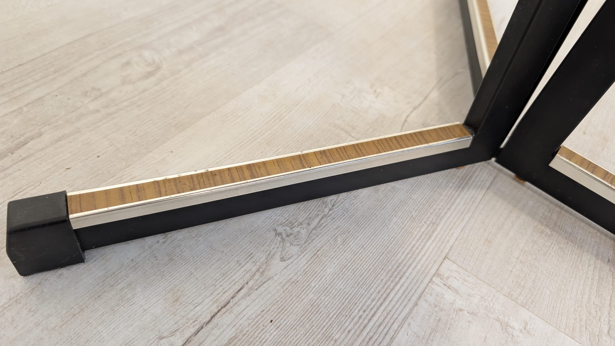 Stolik kawowy w orzechu vintage z lat 70-tych - Image 8