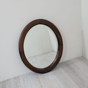 Lustro owalne w drewnianej ramie fazowane