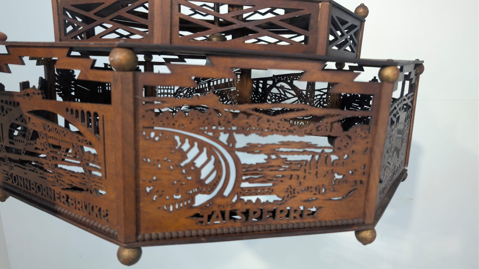 Zwis lampa Żyrandol drewniany ażurowy Wuppertal misterny z lat 30/40-stych - obrazek 14