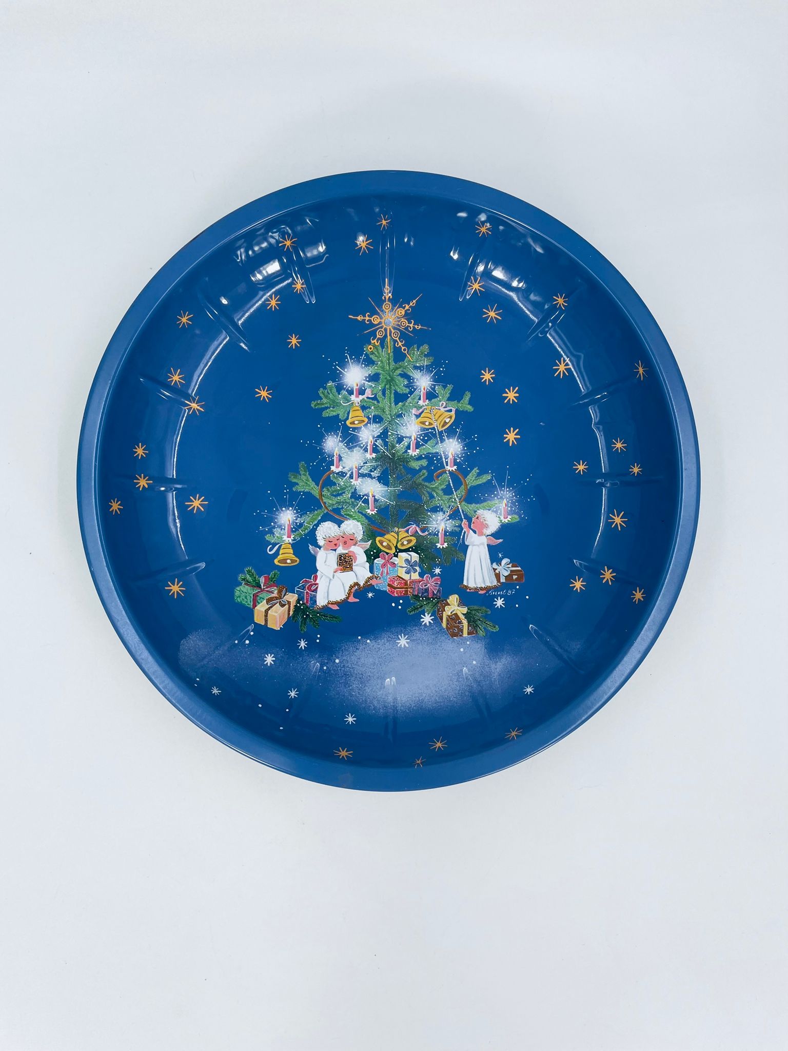 Vintage decorative bowl