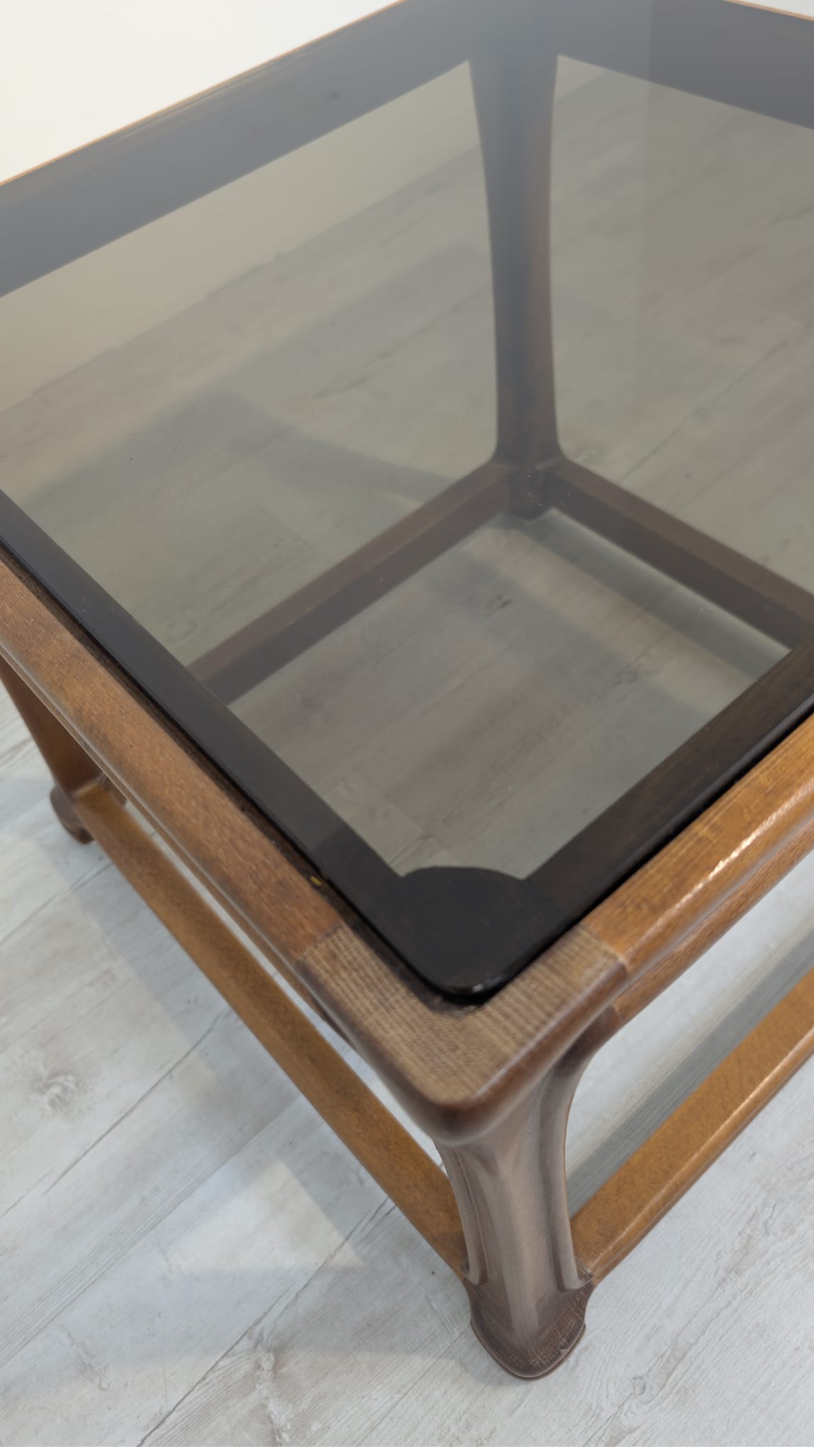 Stolik kawowy z lite drewno tekowe z szybą dymioną z lat 60/70-tych - Image 13