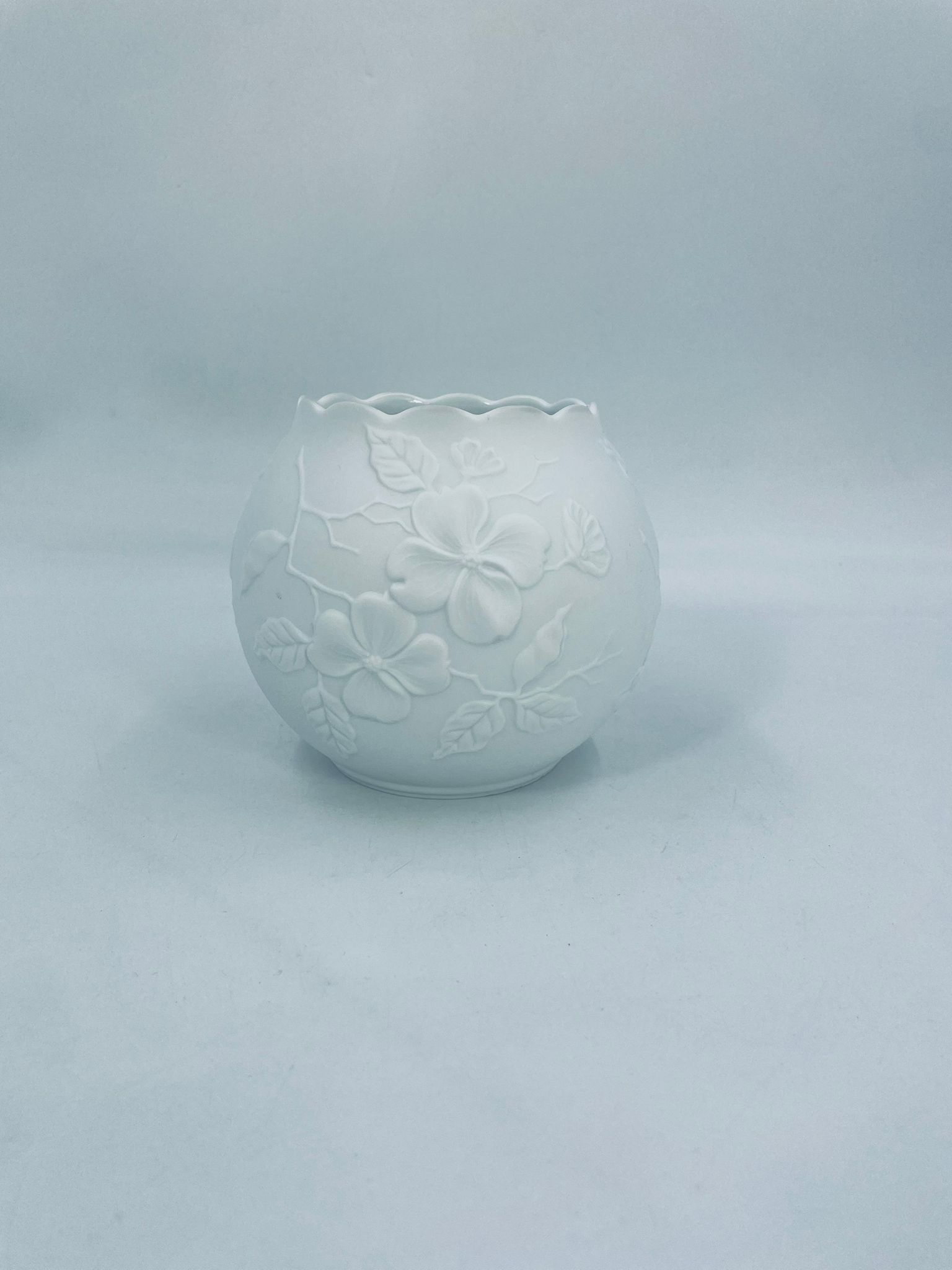 Wazon dekoracyjny biskwitowy Kaiser