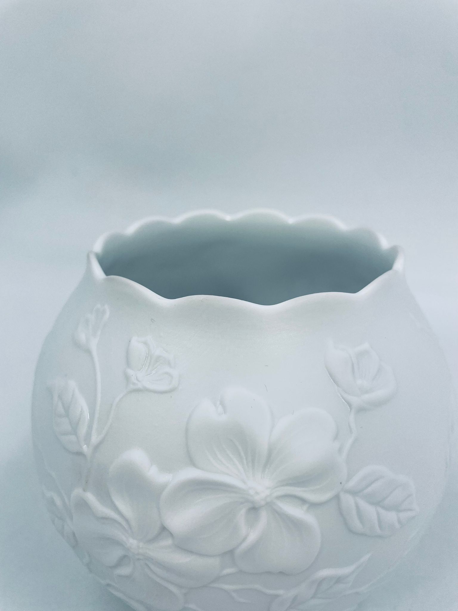 Wazon dekoracyjny biskwitowy Kaiser - obrazek 4