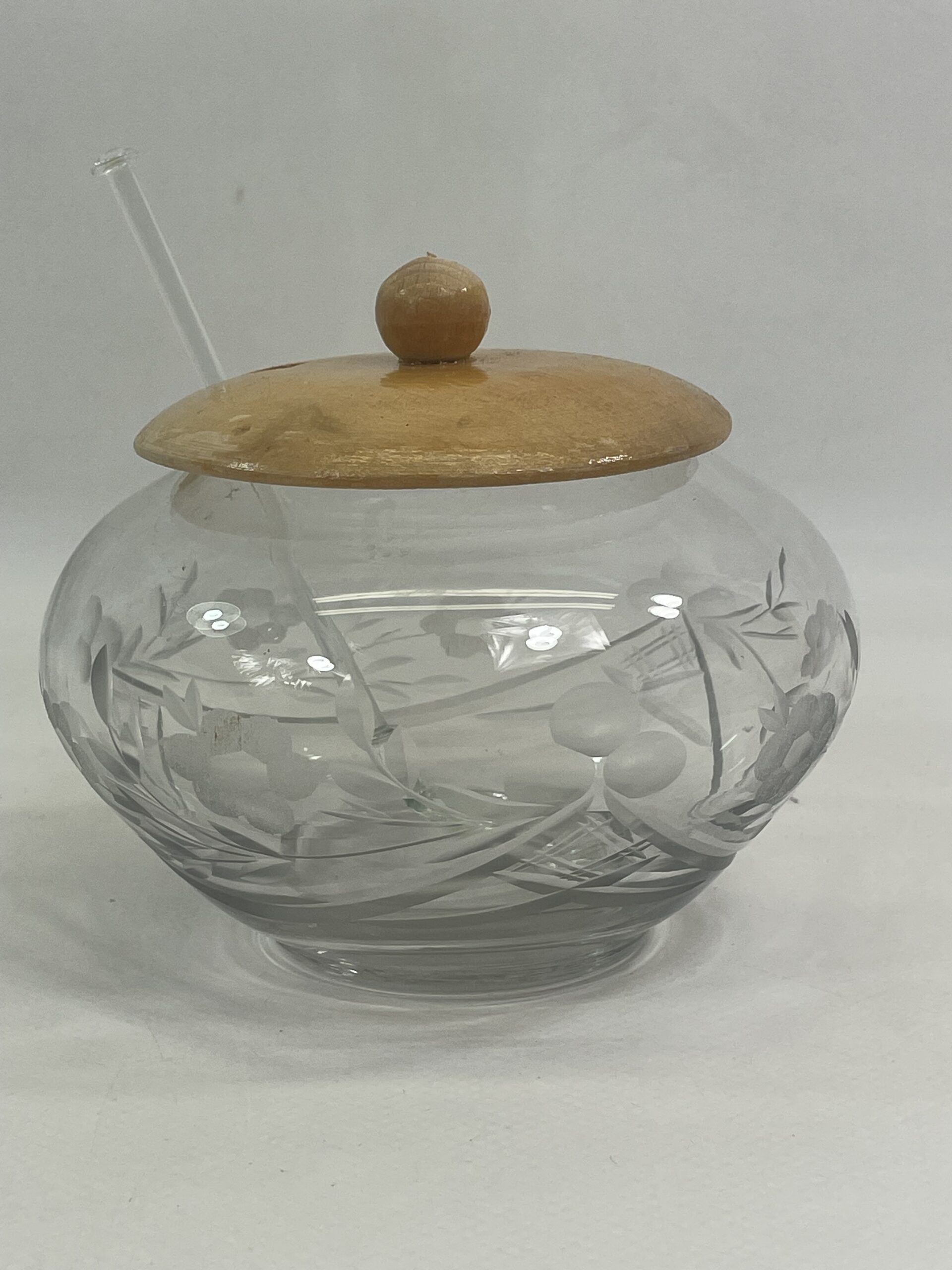 Cukierniczka kryształowa z lat 50/60-tych.