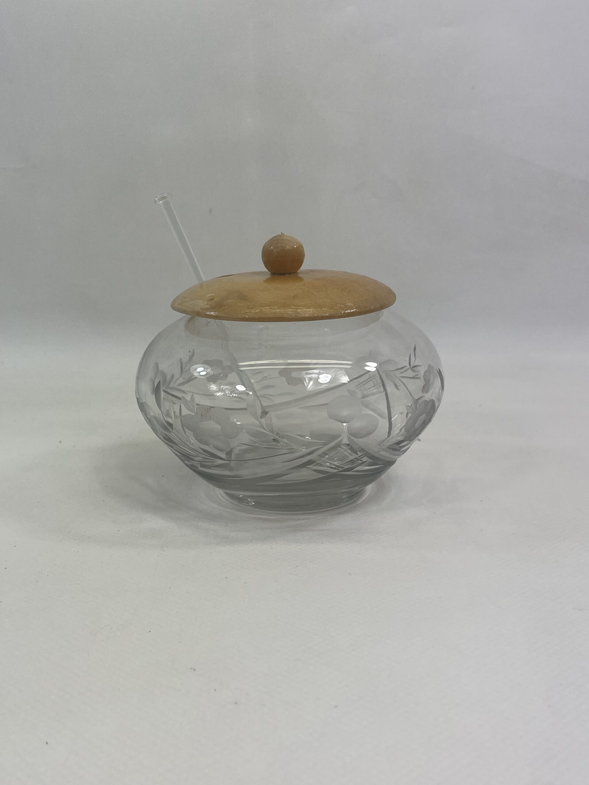 Cukierniczka kryształowa z lat 50/60-tych. - obrazek 3