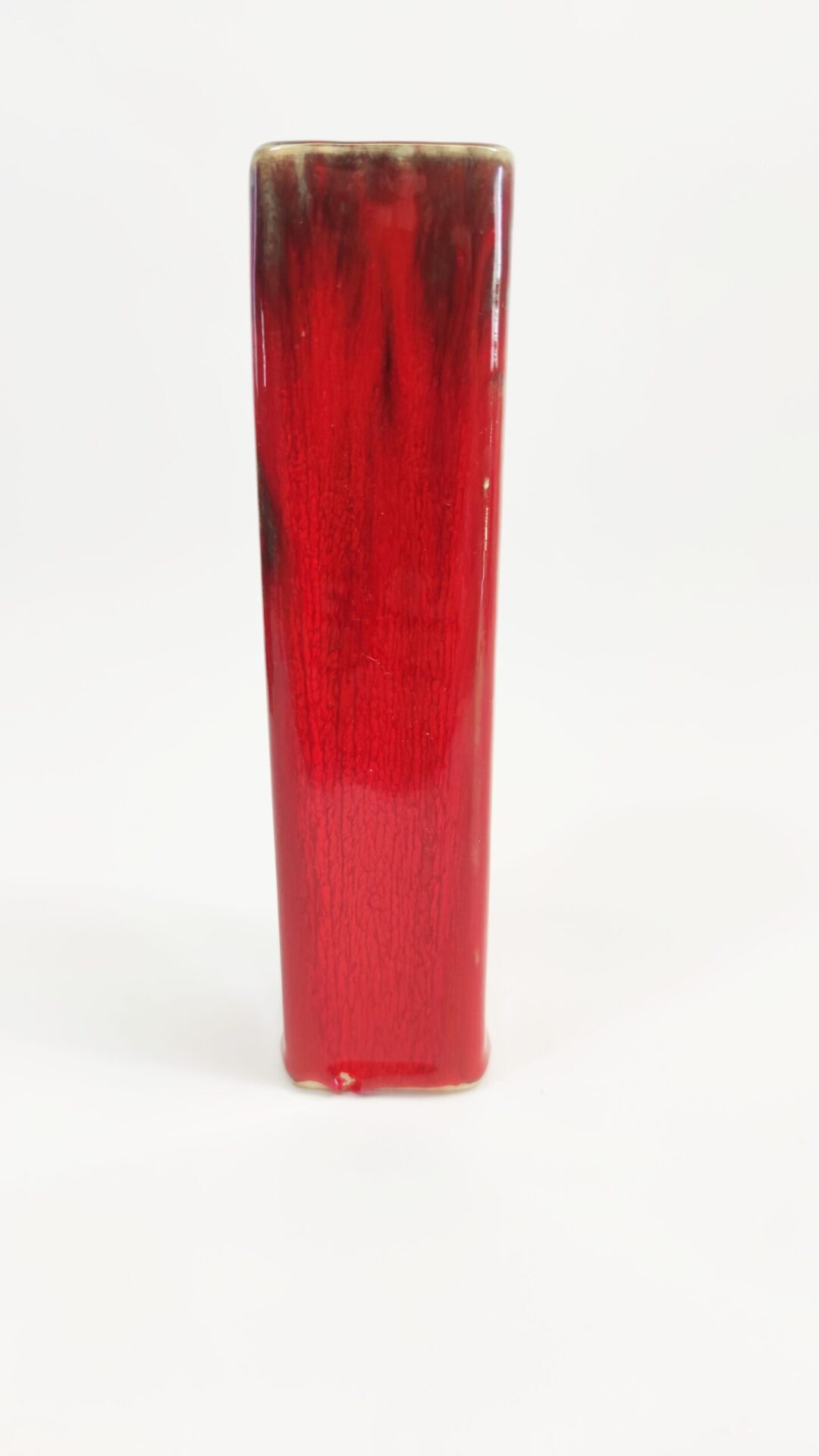 Prostokątny wazon czerwony - Image 2