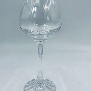 Kieliszek kryształowy do wina cięty