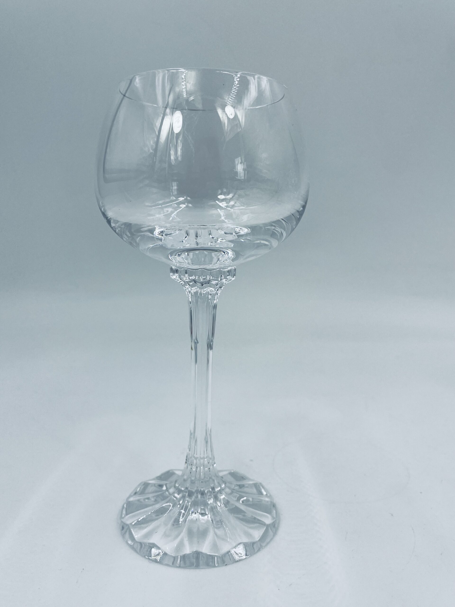 Kieliszek kryształowy do wina cięty
