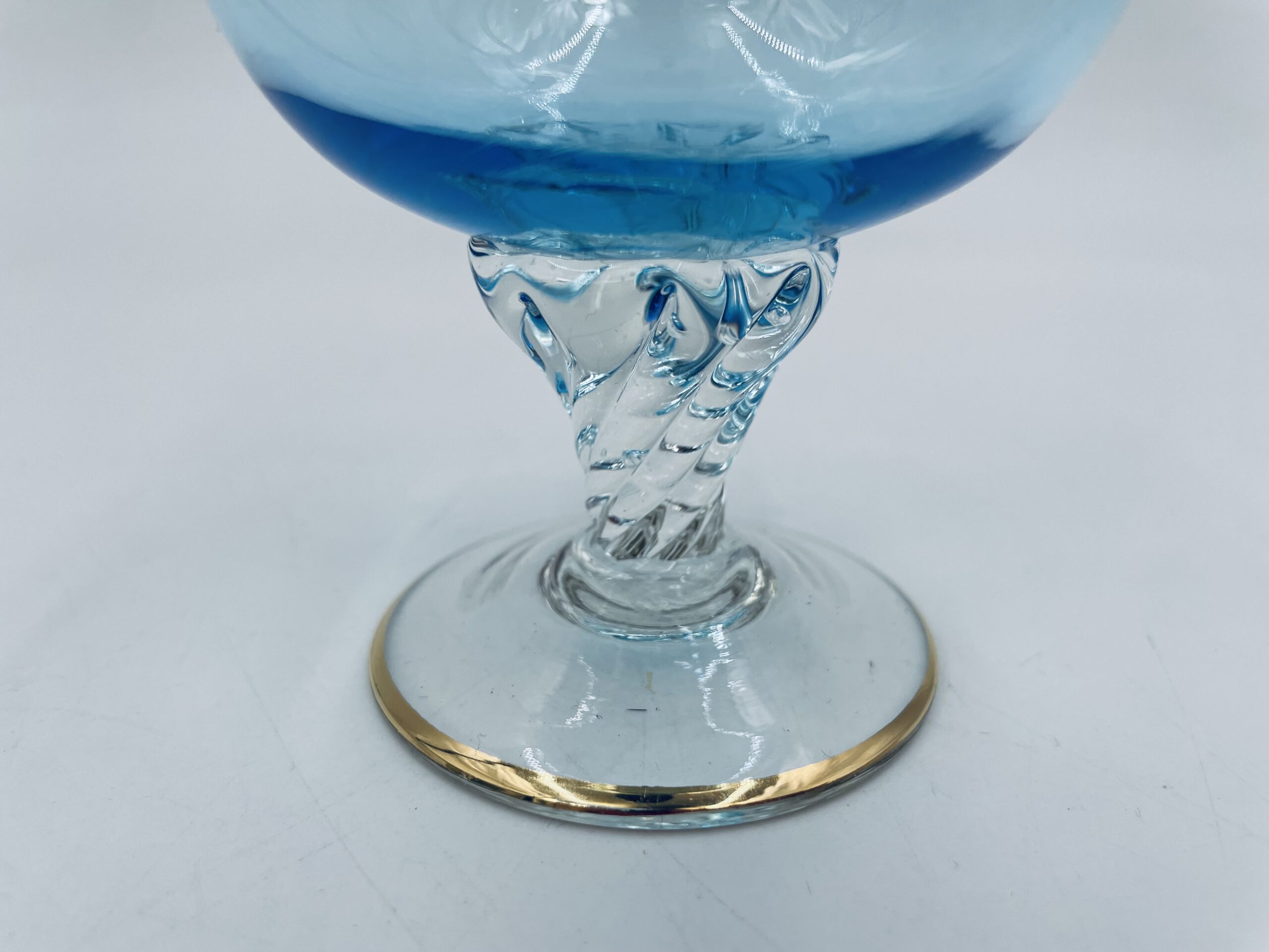 Kieliszek niebieski do koniaku z murano włoski - obrazek 3