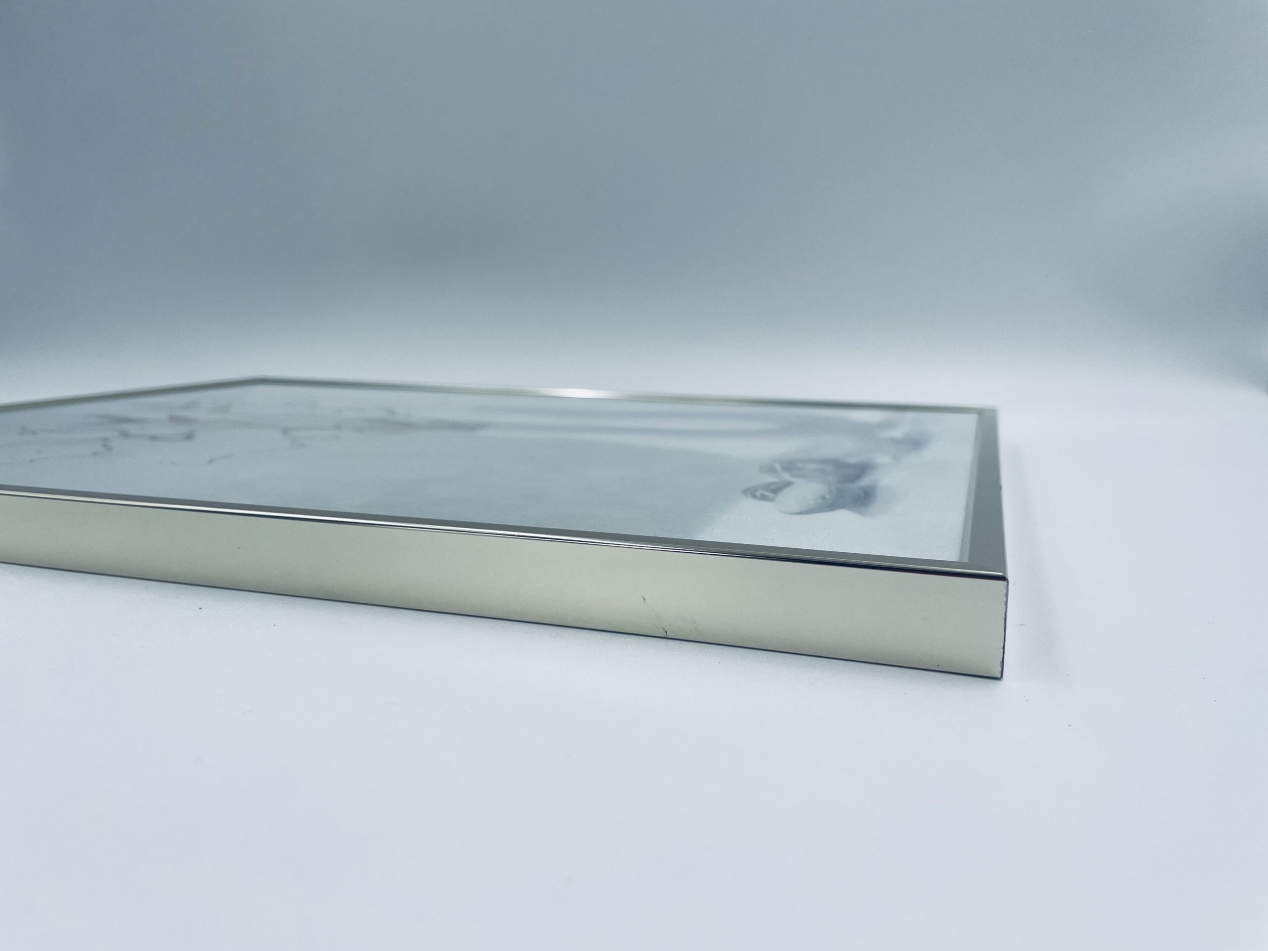 Plakat w ramce złoconej z dekoracyjnymi gałęziami i kwiatami - obrazek 8