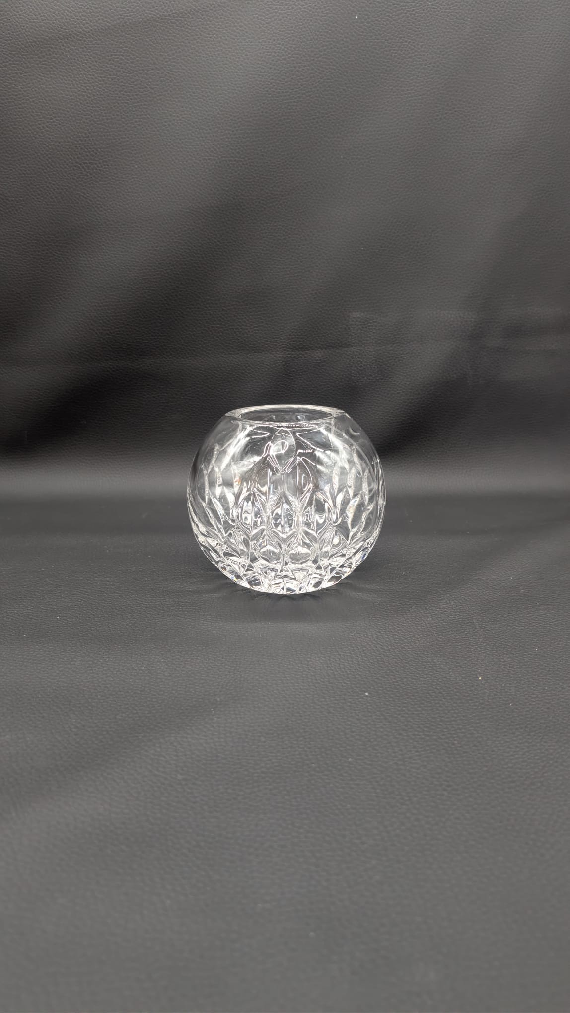 Kryształowy wazon kula - obrazek 2