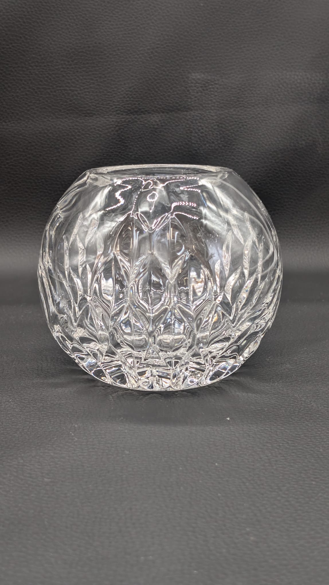 Kryształowy wazon kula - obrazek 5