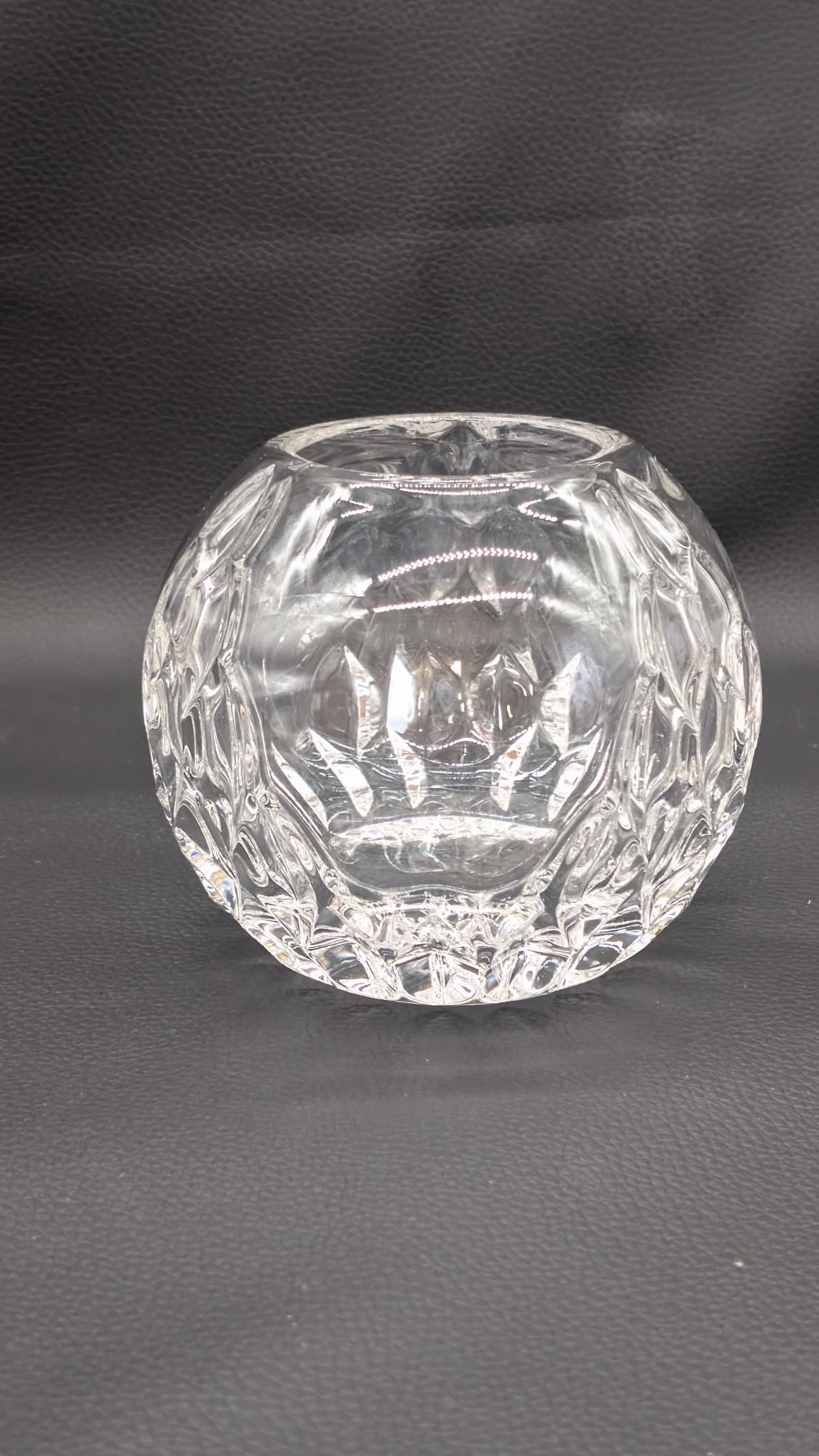 Kryształowy wazon kula - obrazek 7