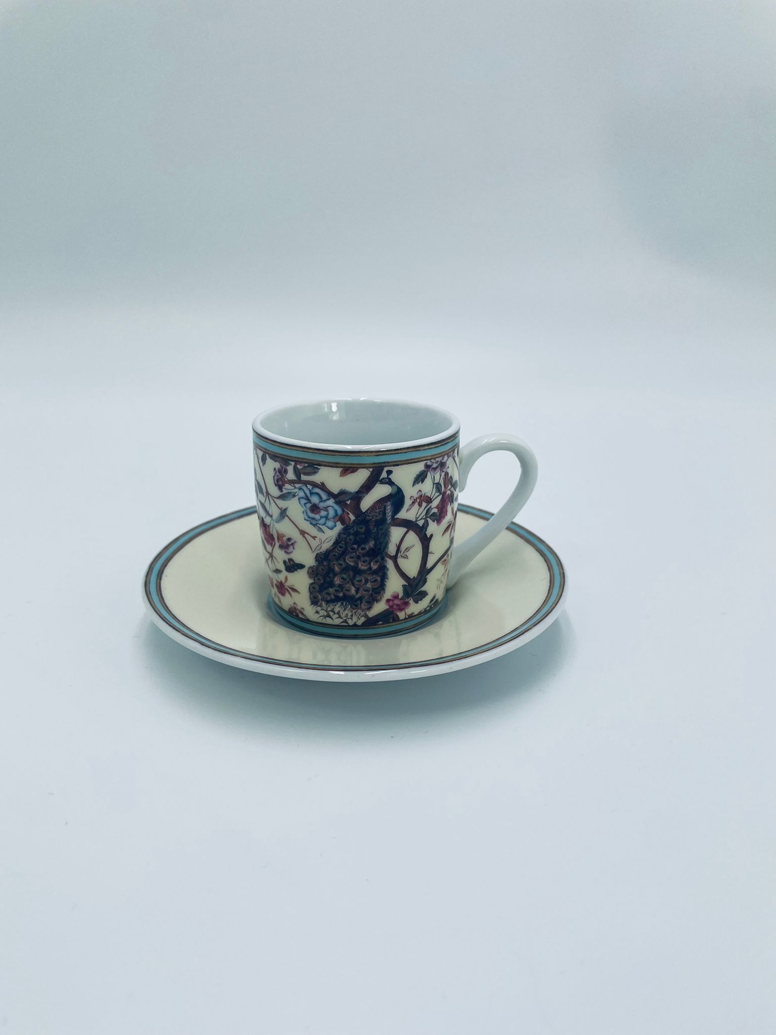 MuseumsWelt collector's porcelain breakfast cup set