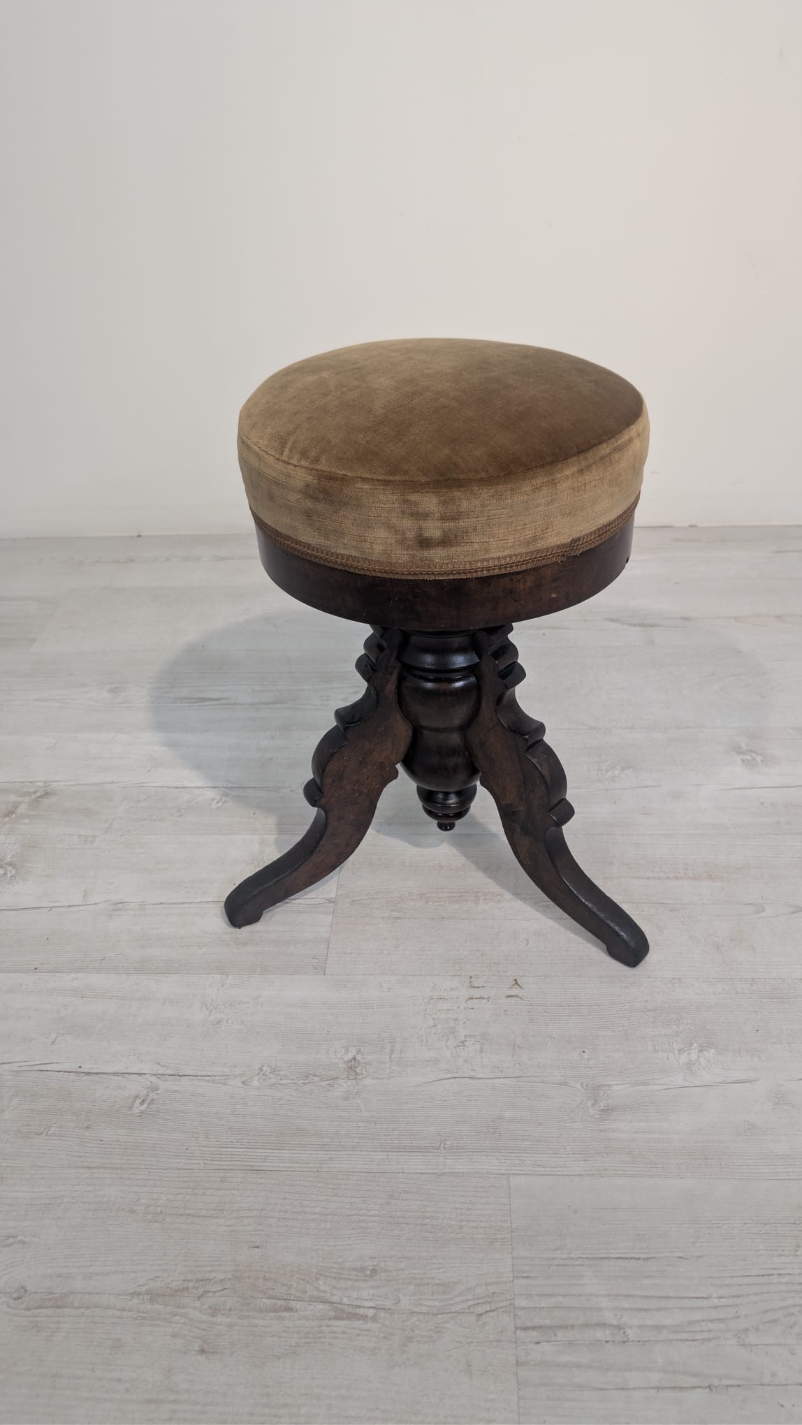 Taboret, stołek obrotowy do pianina drewniany Viktorian z XIX wieku - Image 3