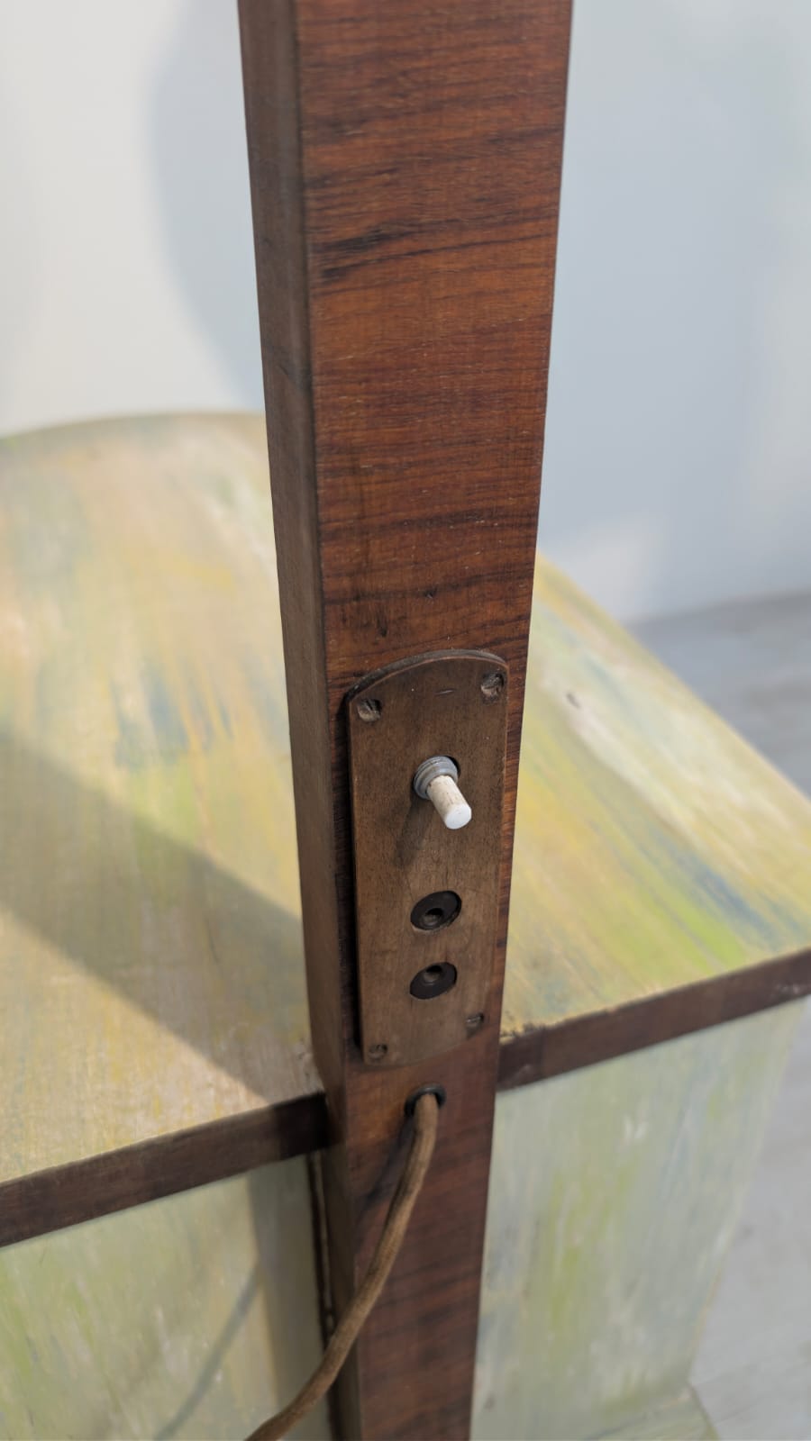 Lampa podłogowa ze stolikiem, barkiem Art-Deco - obrazek 7