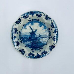 Collector's plate Delft Blue