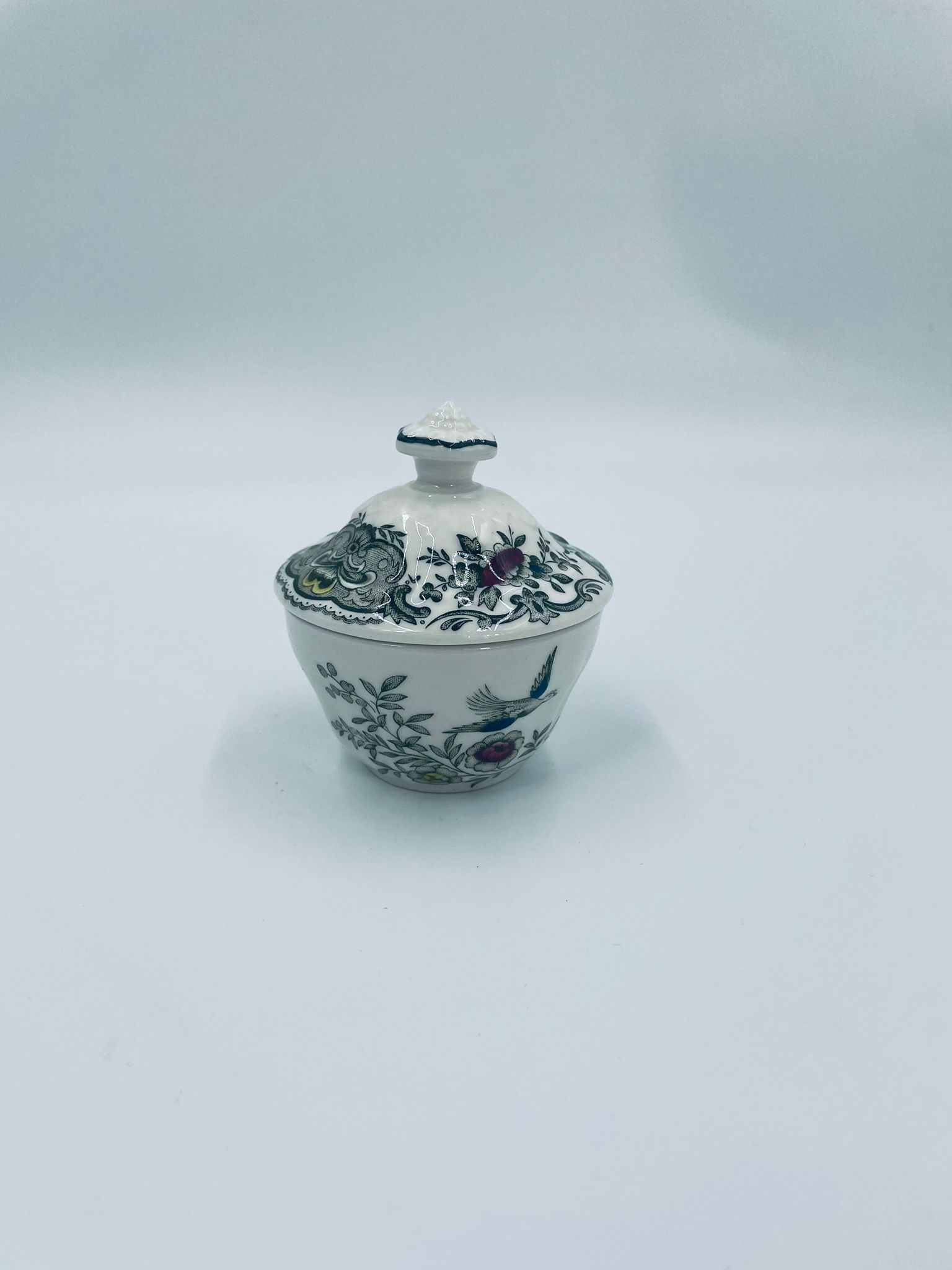 Cukiernica porcelanowa Royal Doulton Tableware - obrazek 3