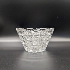 Crystal bowl 'OXO" by J. Zejmon from the 1980s