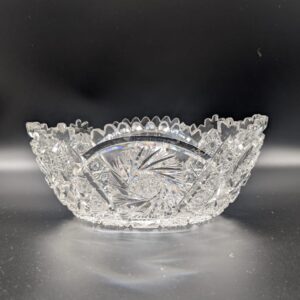 Antique American crystal bowl from the Brilliant period