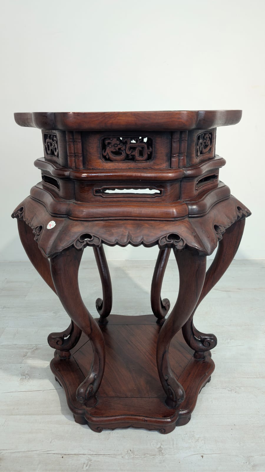 Stolik postument z marmurem Chiny początek XX wieku - obrazek 4