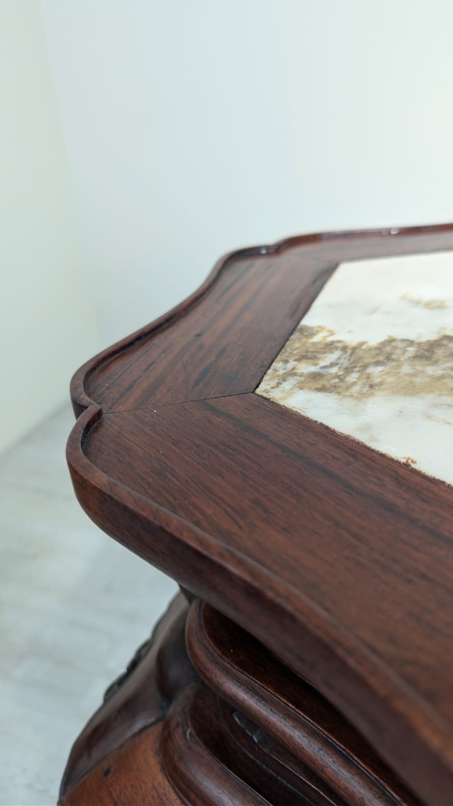 Stolik postument z marmurem Chiny początek XX wieku - obrazek 20