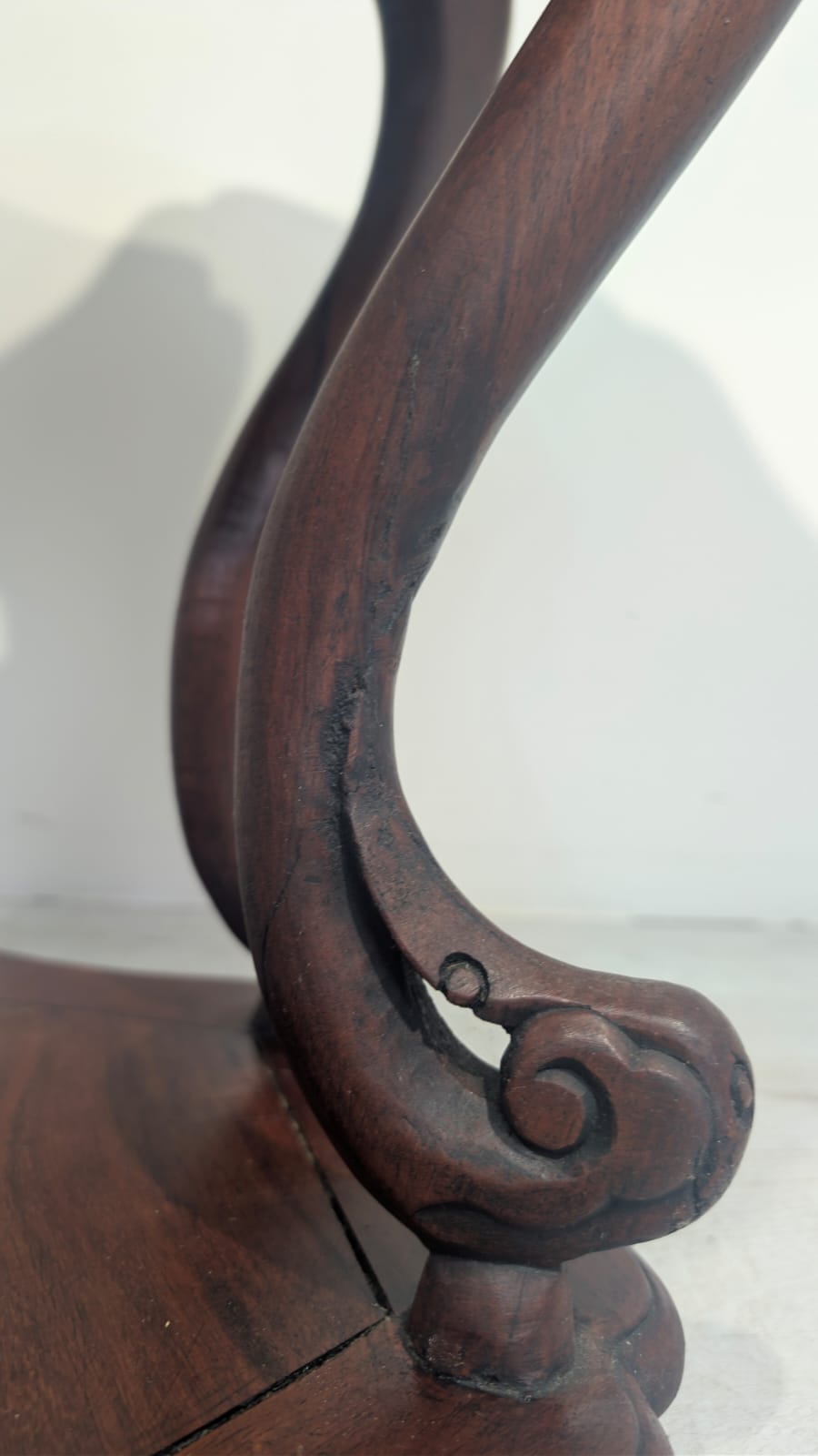 Stolik postument z marmurem Chiny początek XX wieku - obrazek 16