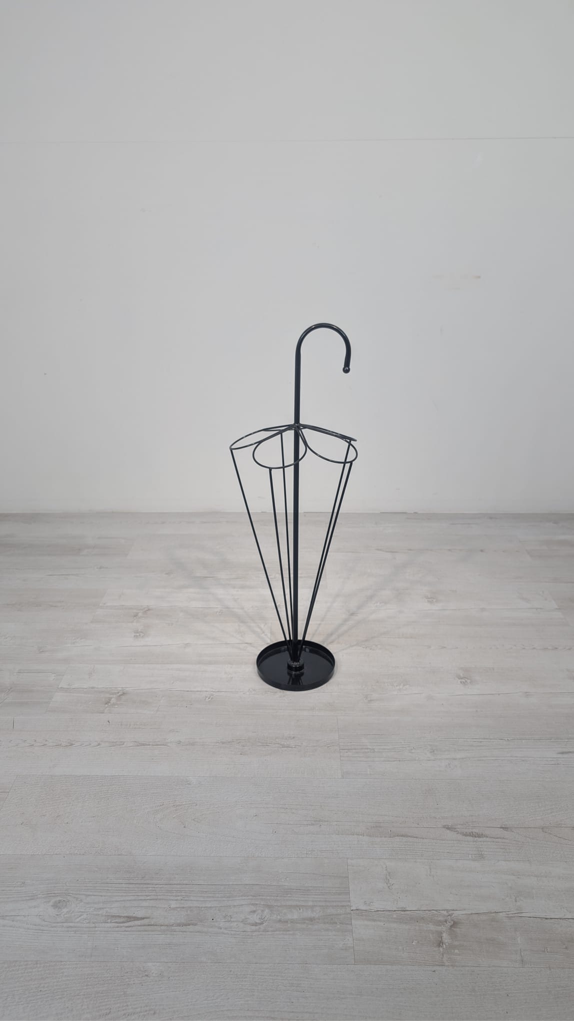 Parasolnik, stojak metalowy, czarny na parasole - Image 6