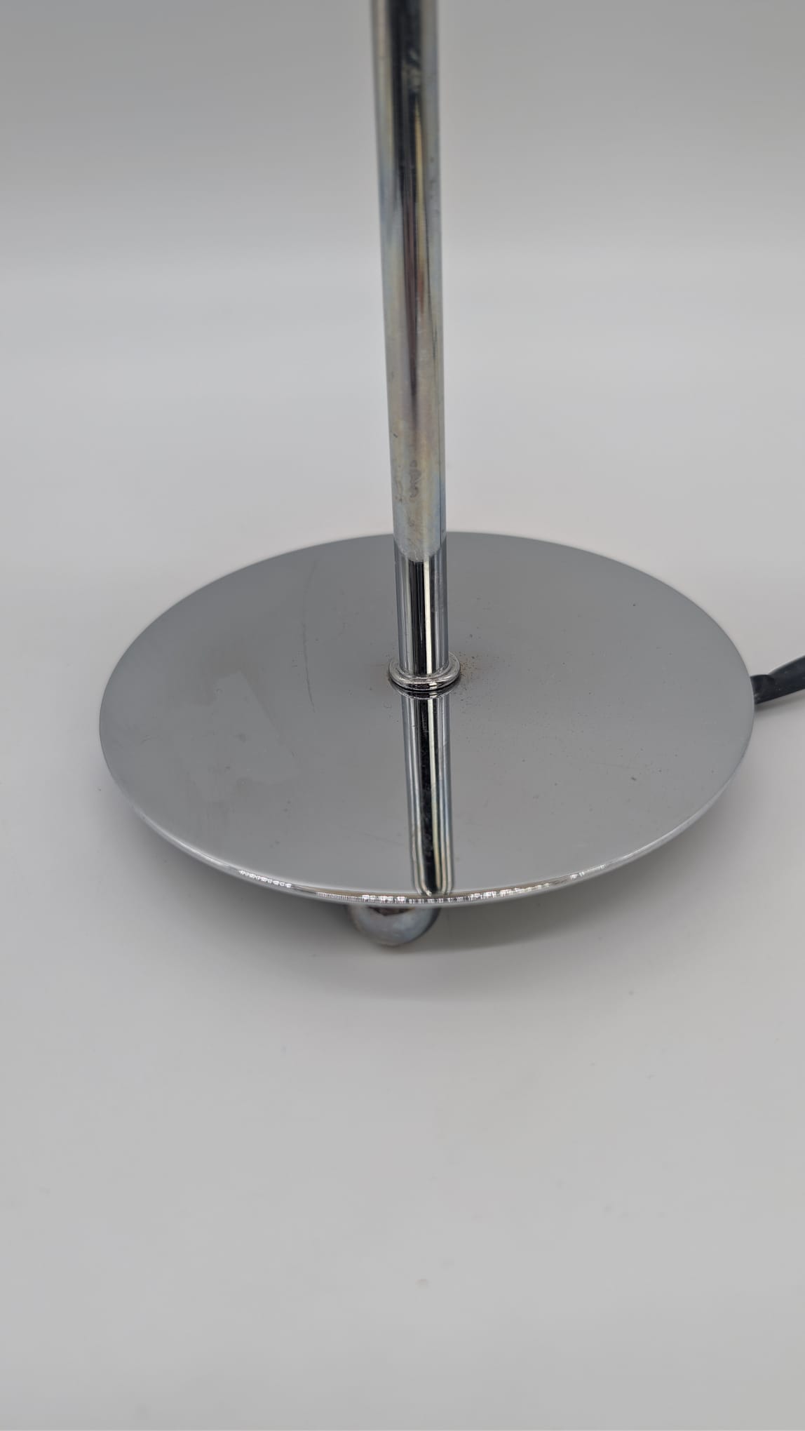 Lampka stołowa nocna New York MAISONS DU MONDE w stylu nojworskim - obrazek 7