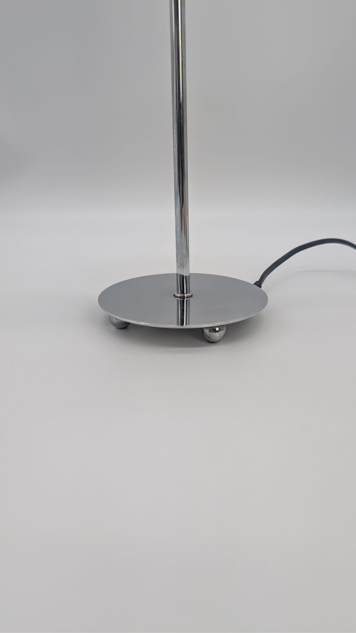 Lampka stołowa nocna New York MAISONS DU MONDE w stylu nojworskim - obrazek 8