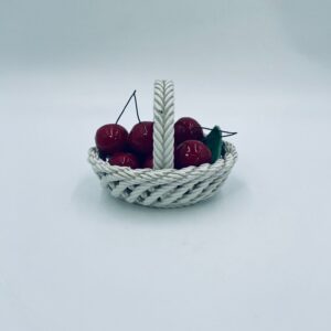 Collector's figurine basket with cherries Capodimonte