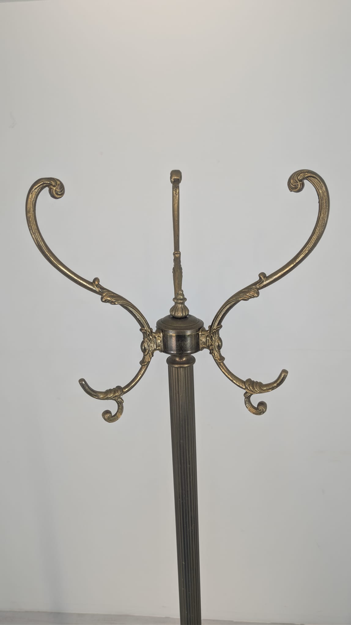 Duży wieszak mosiężny wolnostojący - Image 3