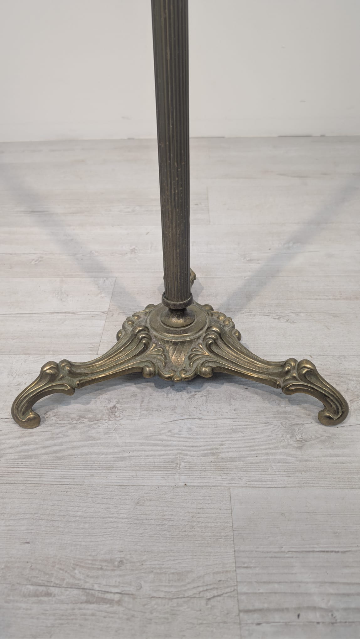 Duży wieszak mosiężny wolnostojący - Image 11