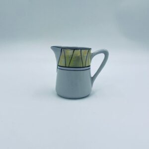 Dzbanuszek na mleko porcelanowy Vintage
