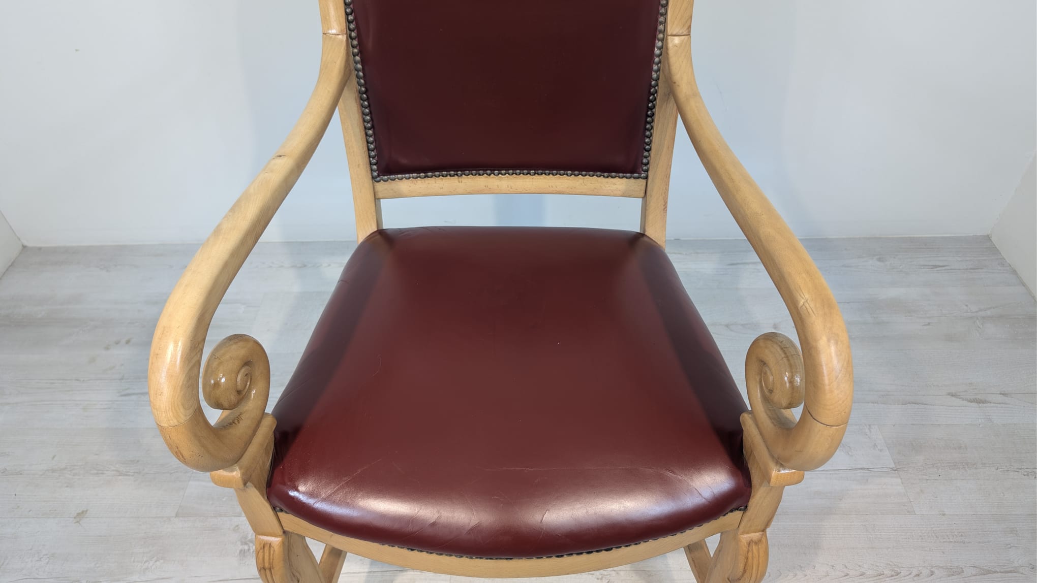 Fotel Biedermeier drewno bukowe z lat 50/60-tych na sprężynach - obrazek 7