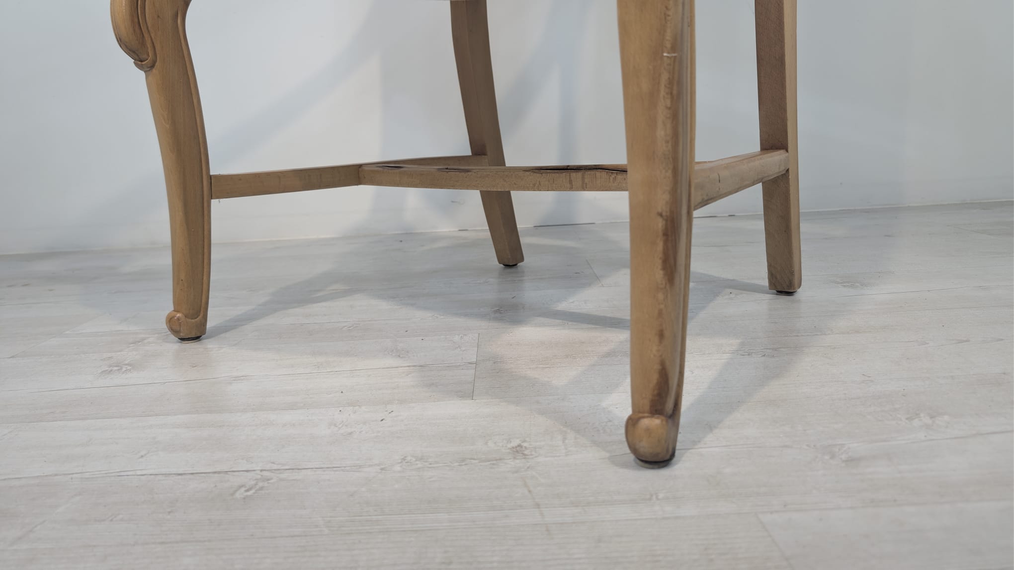 Fotel Biedermeier drewno bukowe z lat 50/60-tych na sprężynach - obrazek 13