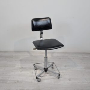 Fotel biurowy obrotowy z lat 50/60-tych vintage
