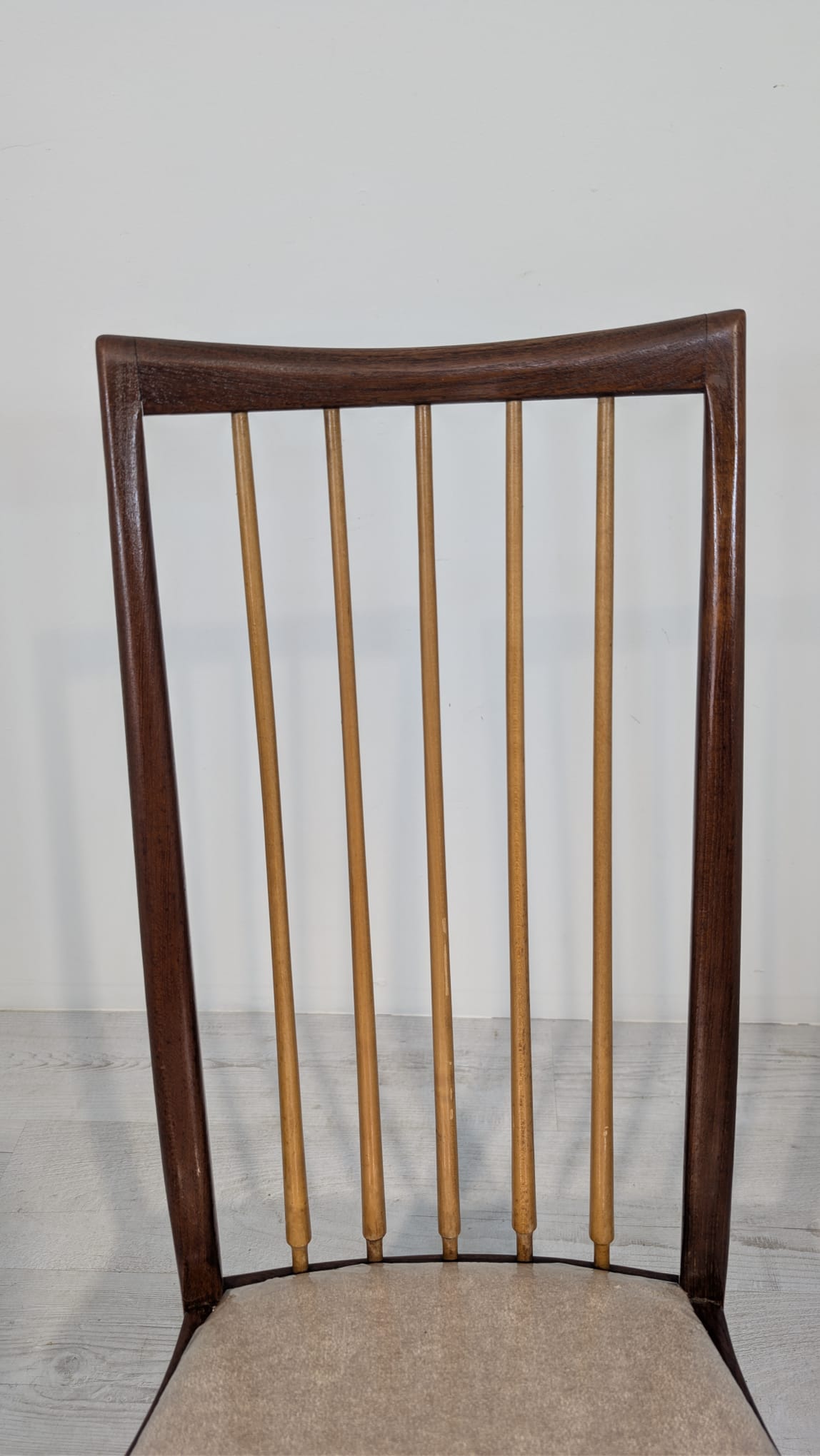 Krzesło duńskich z lat 50/60-tych- nowa tapicerka - obrazek 7