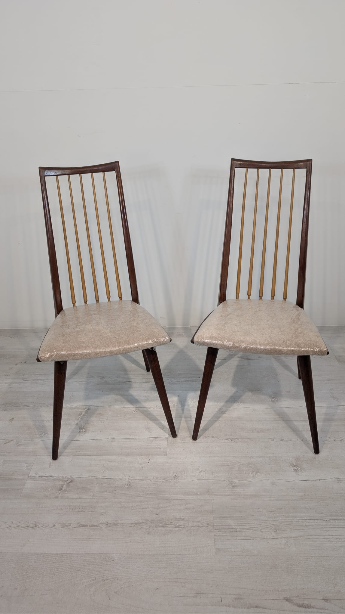 Krzesło duńskich z lat 50/60-tych- nowa tapicerka - obrazek 14