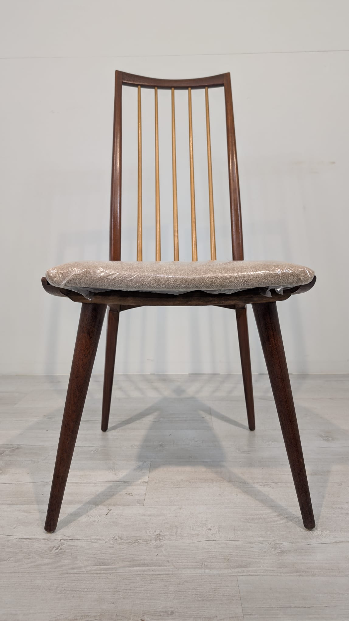 Krzesło duńskich z lat 50/60-tych- nowa tapicerka - obrazek 12