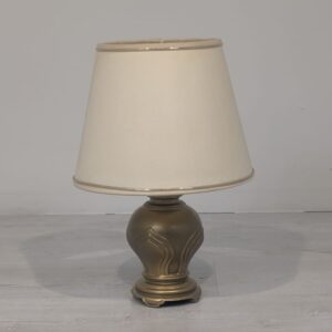Vintage 1950s style brass table lamp