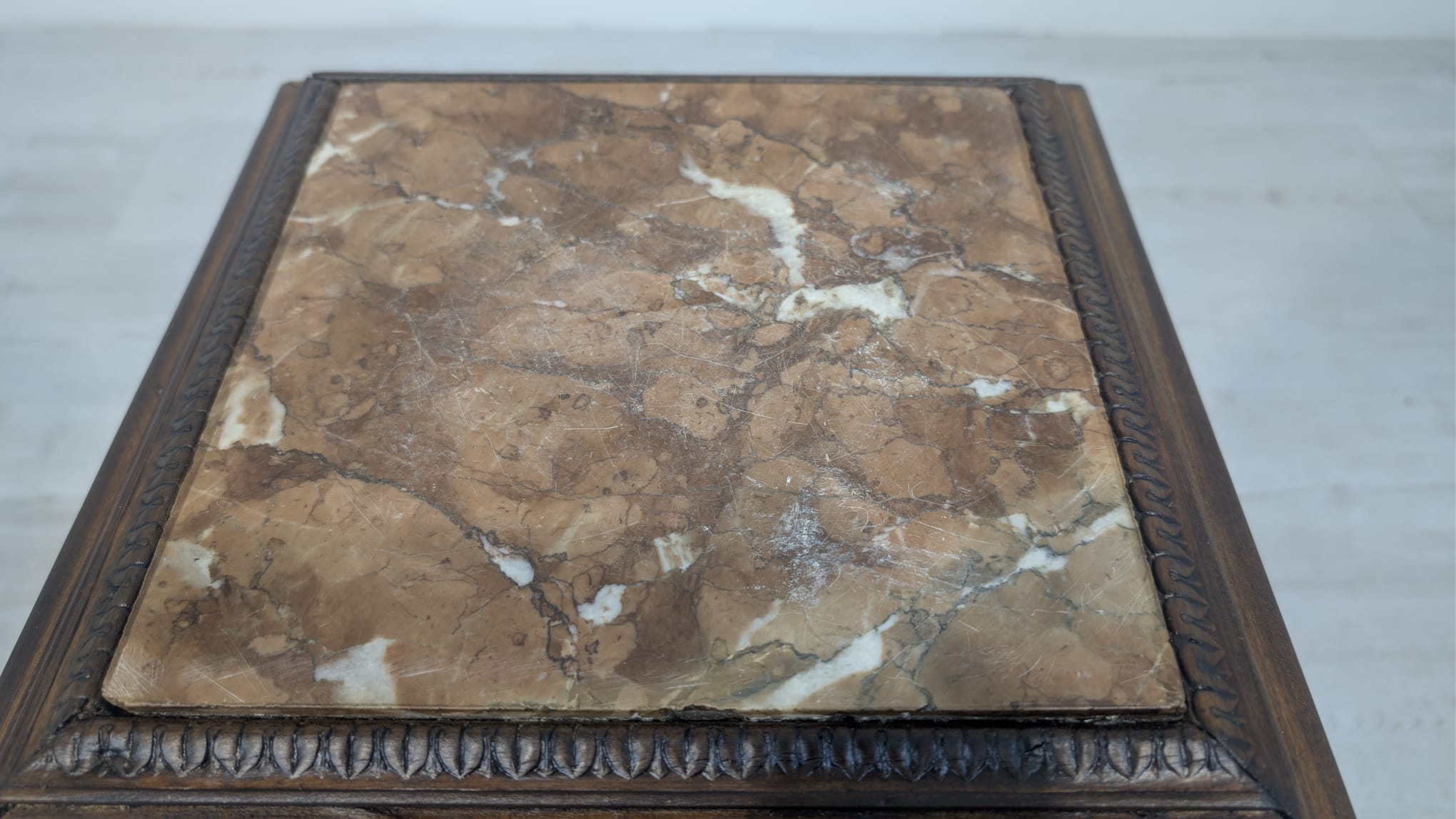 Postument/ Kwietnik lite drewno w stylu francuski. z 1900 roku - obrazek 12