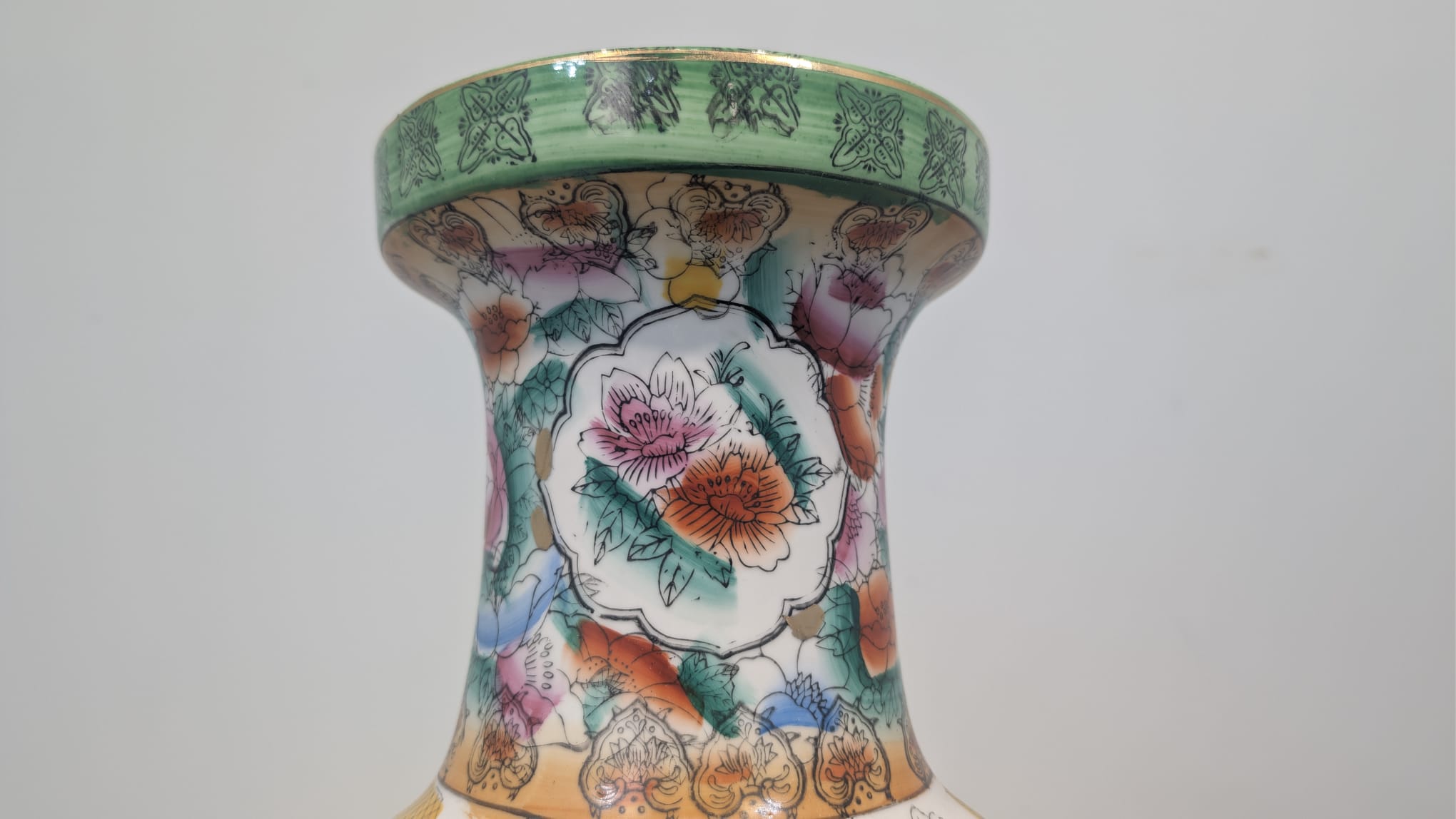 Duży wazon orientalny w stylu Famile Rose - obrazek 8