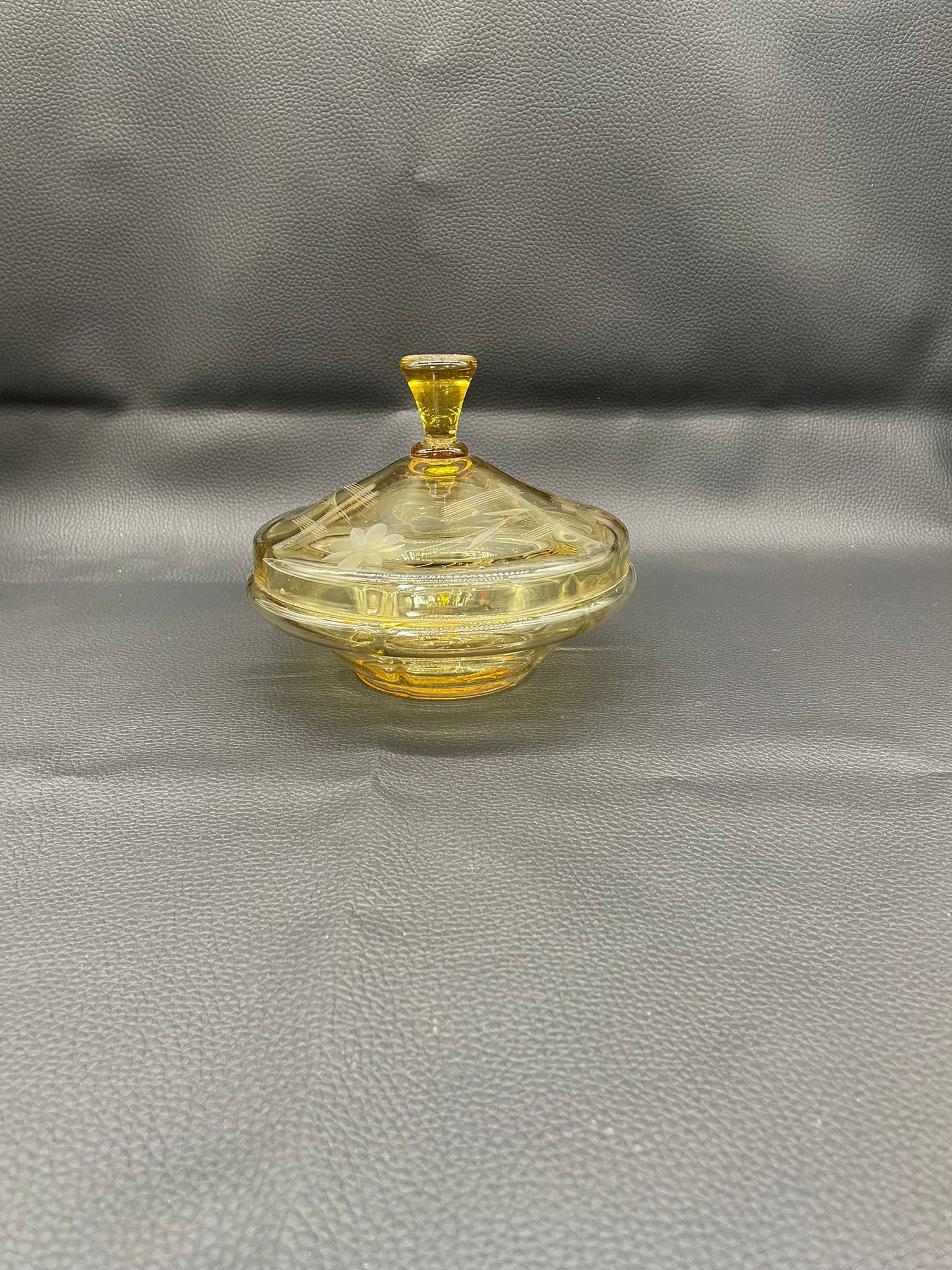 Bomboniera, puzdro kryształowe Art Deco