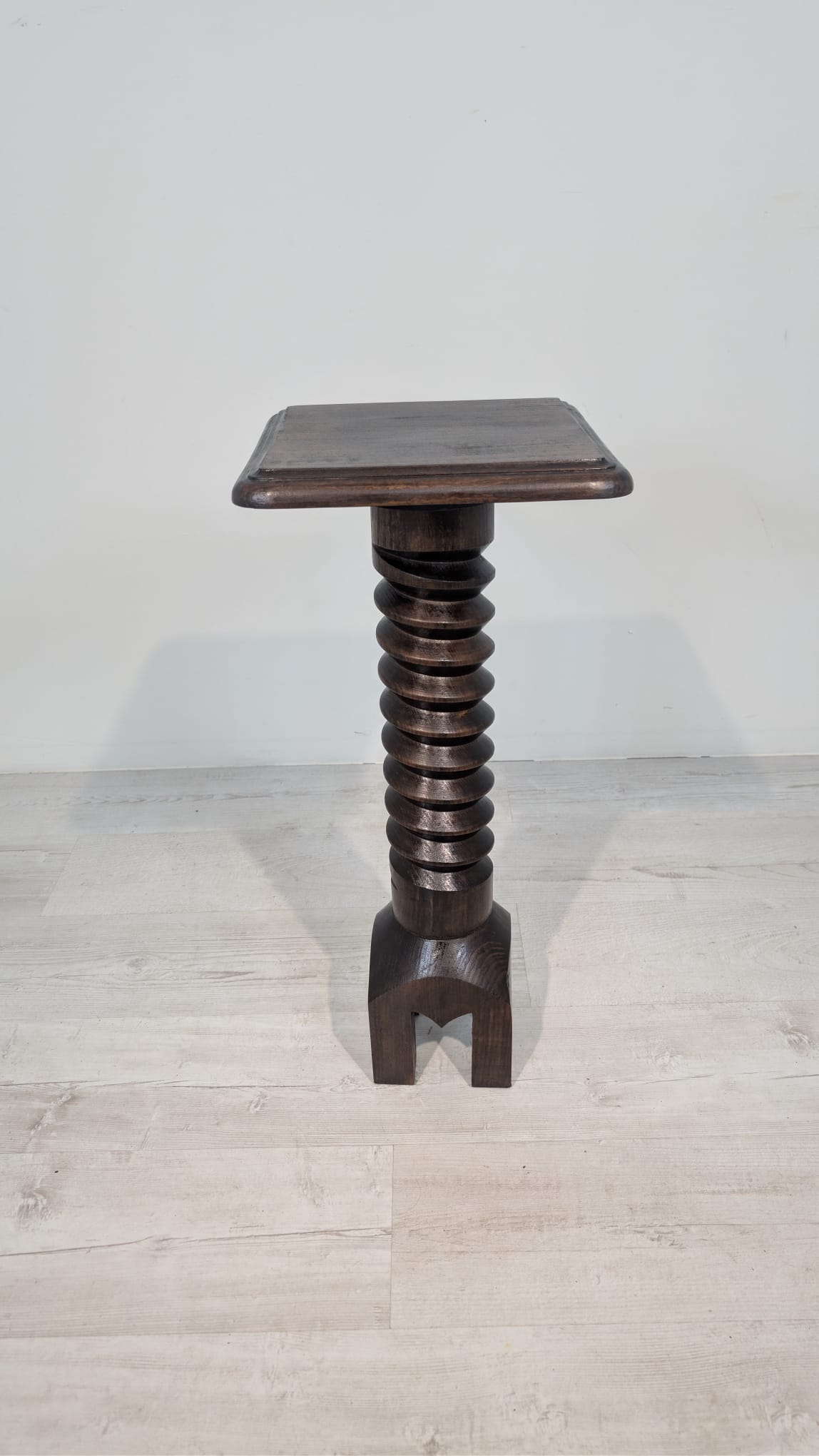 Postument/ Kwietnik lite drewna spirala