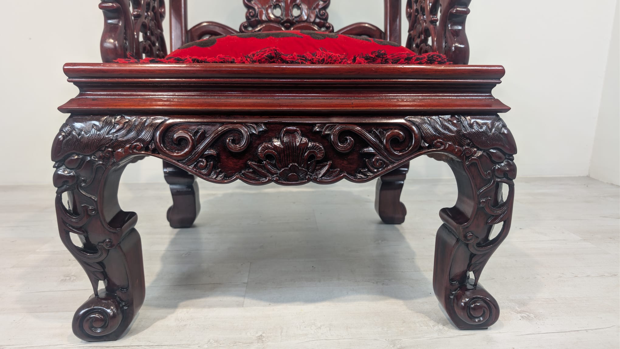 Zabytkowy fotel, tron chiński z marmurem w mahoniu - obrazek 12