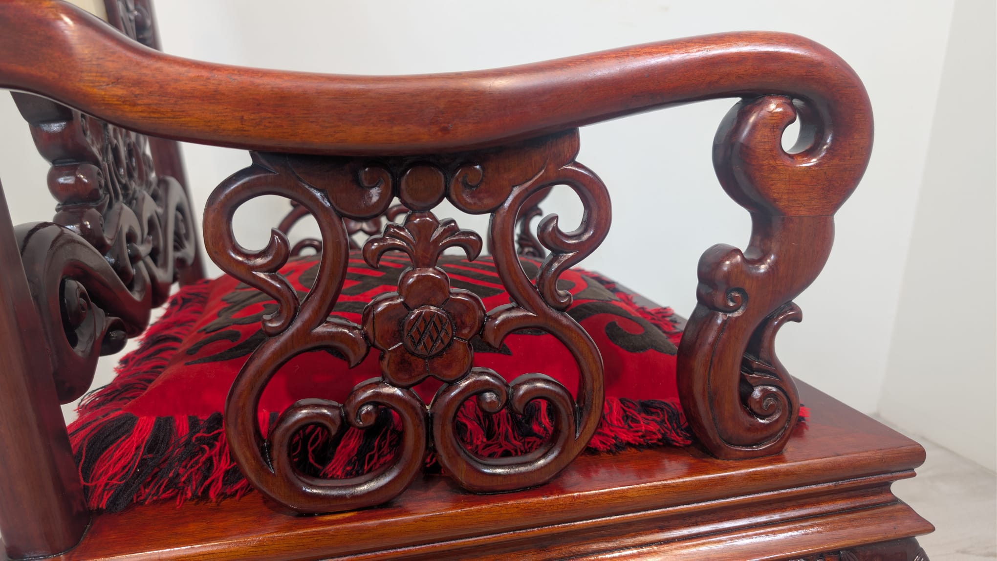 Zabytkowy fotel, tron chiński z marmurem w mahoniu - obrazek 11