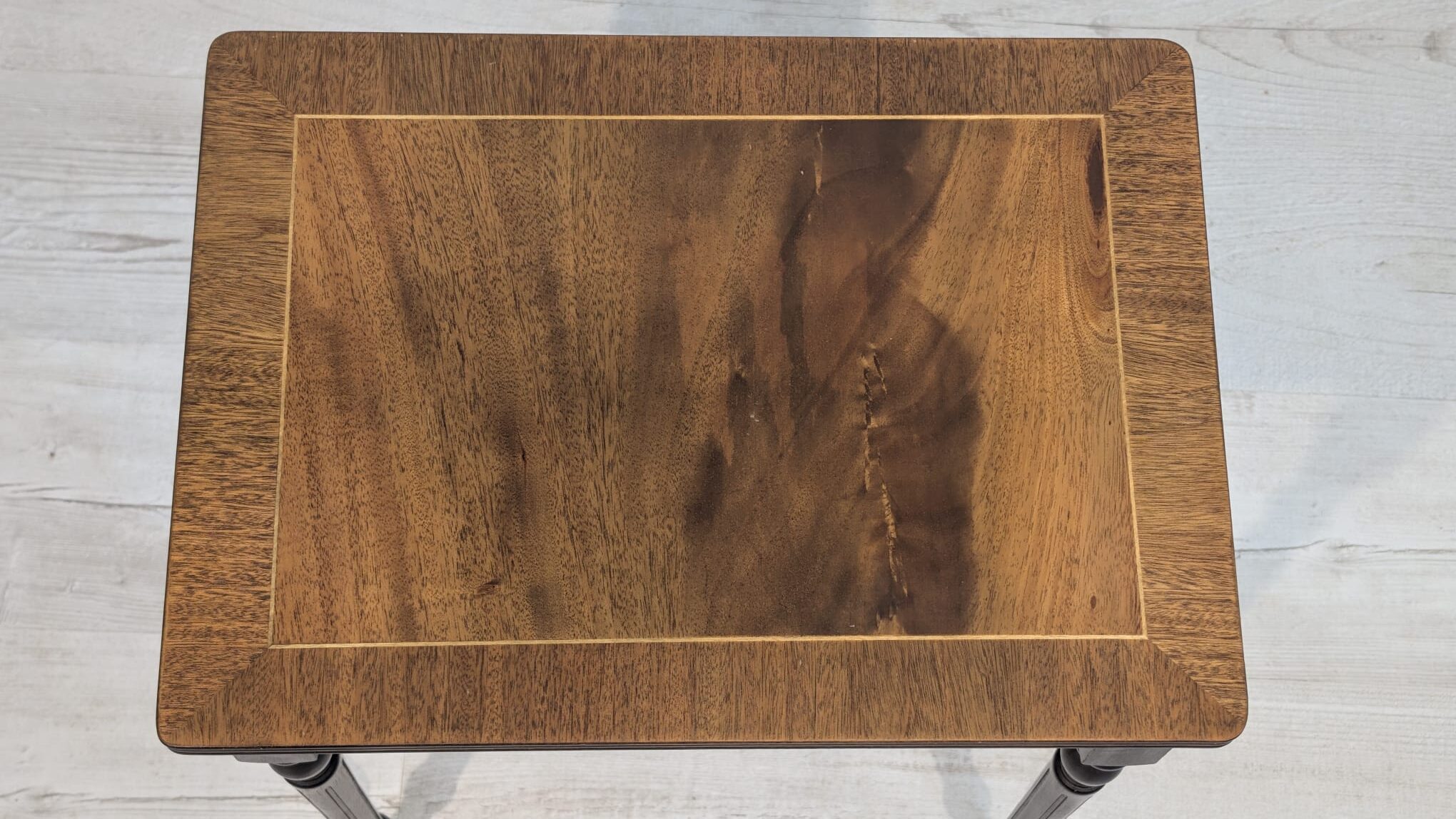 Komplet zabytkowych Stolików Trojaków francuskich, intarsjowanych - obrazek 5