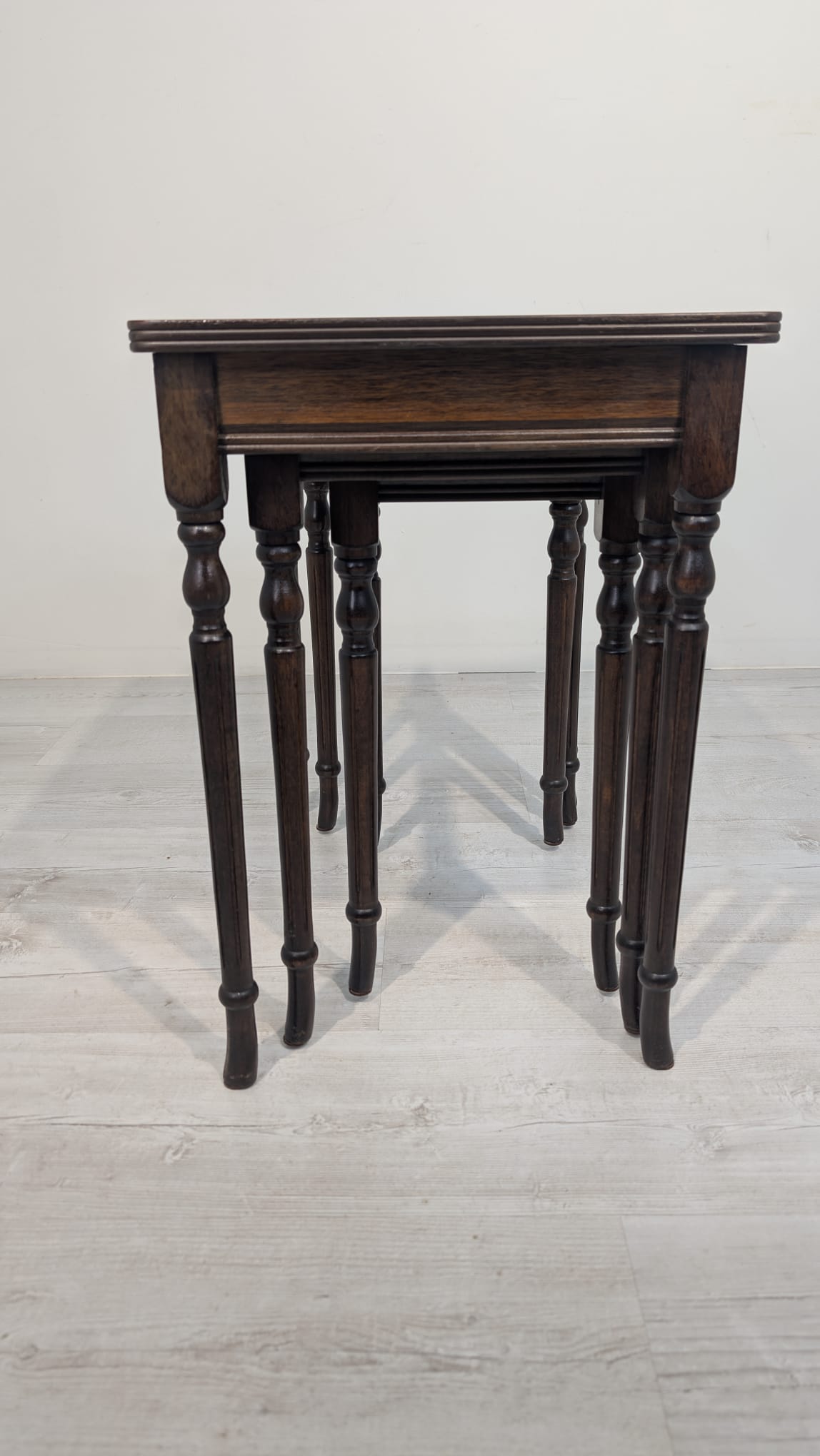 Komplet zabytkowych Stolików Trojaków francuskich, intarsjowanych - obrazek 8